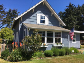 Seventh Street Cottage